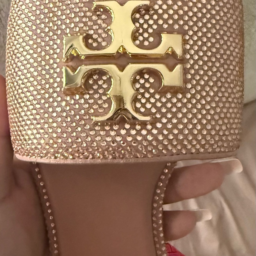Tory Burch Gold Logo Pink Sandals - Picture 5 of 7